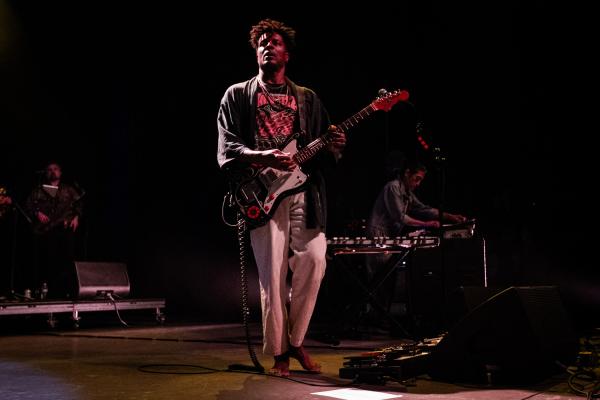 04 TVOTR color 08 small